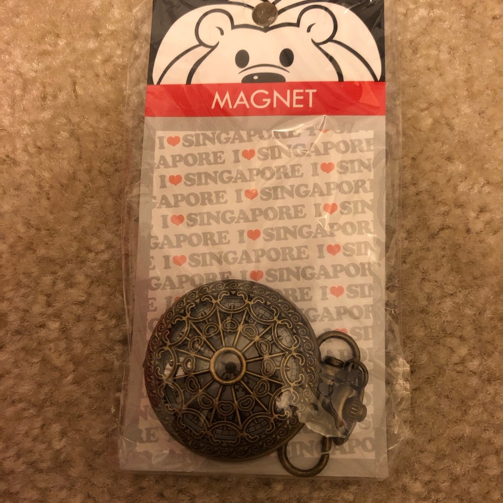 Singapore souvenirs pocket watch keychain vintage pocket watch